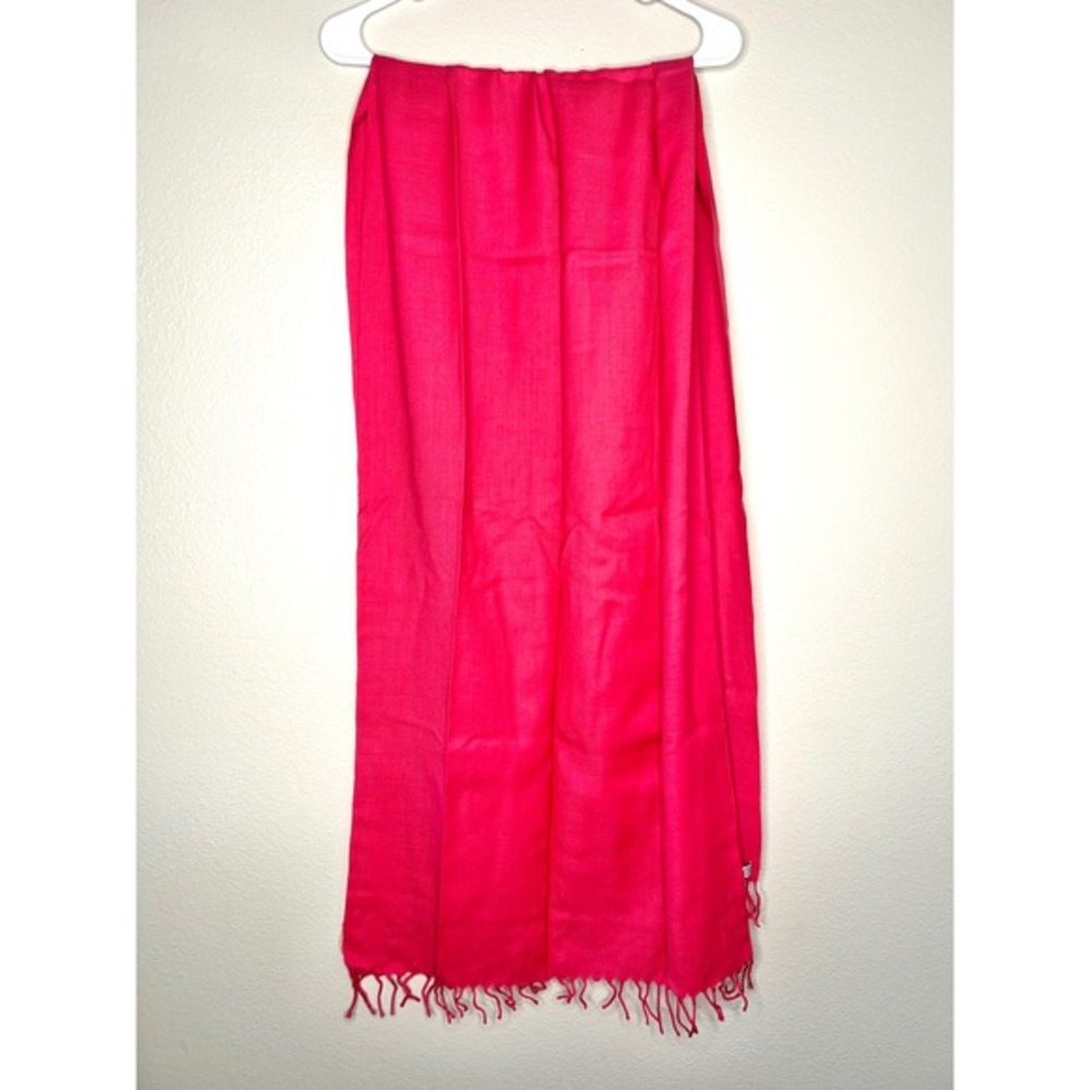 Capelli Vintage Luxurious 100%‎ Wool Scarf Vibrant Hot Pink Fringe Made in India